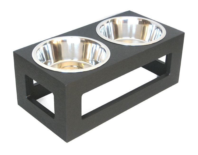 dog food and water bowl